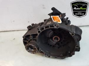 Used Gearbox Volkswagen Caddy III (2KA,2KH,2CA,2CH) 2.0 TDI DPF Price on request offered by AutoHam