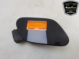 Used Tank cap cover Volkswagen Golf VII (AUA) 1.0 TSI 12V BlueMotion Price € 25,00 Margin scheme offered by AutoHam