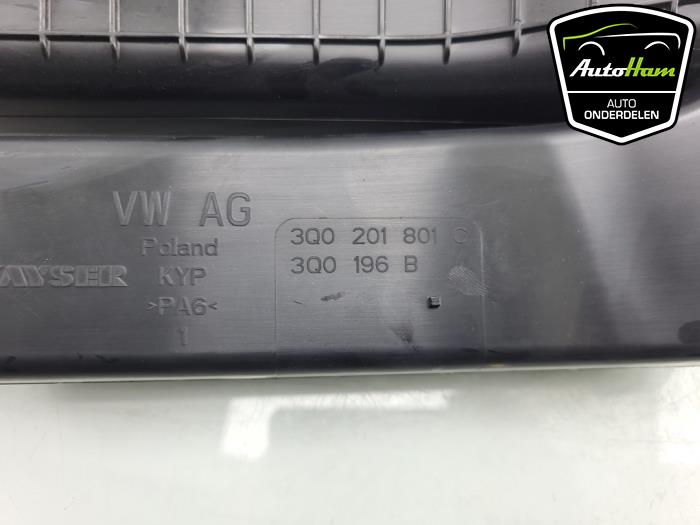 Filtro de carbón de un Volkswagen Passat Variant (3G5) 1.5 TSI 16V 2022