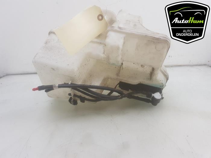 Front windscreen washer reservoir Volvo V40 1.6 D2 - 31276097 VOLVO