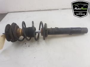 Used Fronts shock absorber, left BMW 3 serie (E92) 320i 16V Price € 50,00 Margin scheme offered by AutoHam