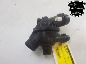Used Thermostat housing BMW 3 serie (E92) 320i 16V Price € 100,00 Margin scheme offered by AutoHam
