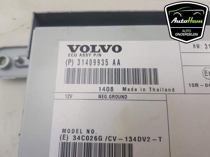 Radio amplifier from a Volvo V40 (MV) 1.6 D2 2015