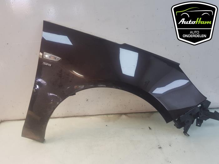 Front wing, right from a Opel Zafira Tourer (P12) 2.0 CDTI 16V 130 Ecotec 2015