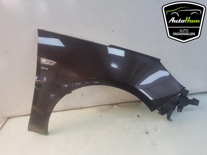 Front wing, right from a Opel Zafira Tourer (P12) 2.0 CDTI 16V 130 Ecotec 2015