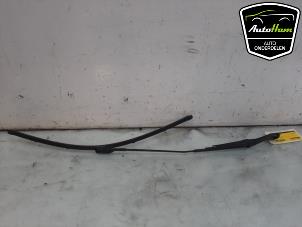 Used Front wiper arm Opel Zafira Tourer (P12) 2.0 CDTI 16V 130 Ecotec Price € 5,00 Margin scheme offered by AutoHam
