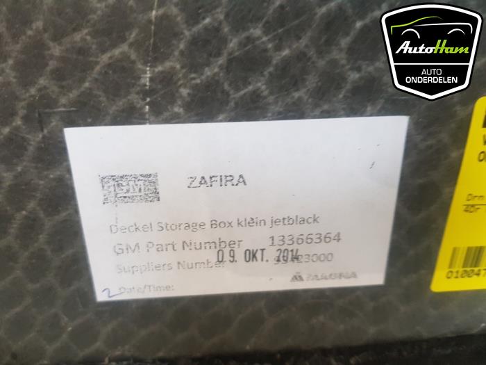 Plaque sol coffre d'un Opel Zafira Tourer (P12) 2.0 CDTI 16V 130 Ecotec 2015