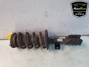 Used Fronts shock absorber, left Volkswagen Crafter (SY) 2.0 TDI Price € 125,00 Margin scheme offered by AutoHam