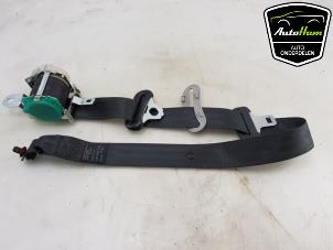 Used Rear seatbelt, right Hyundai i30 (FD) 1.4 CVVT 16V Price € 40,00 Margin scheme offered by AutoHam
