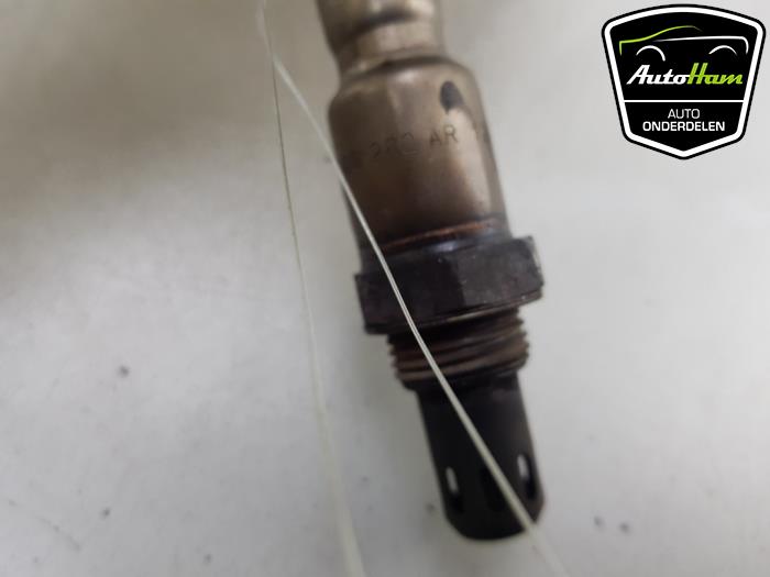 Lambda probe from a Volkswagen Golf VII (AUA) 1.0 TSI 12V BlueMotion 2016