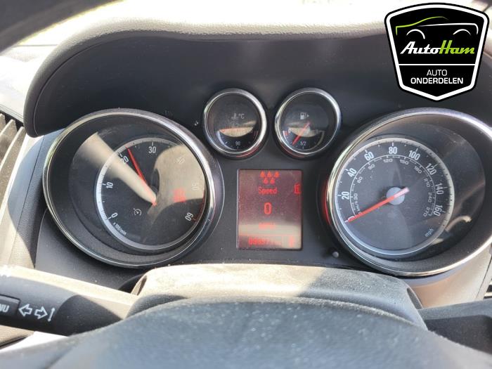 Gearbox Opel Zafira Tourer 2.0 CDTI 16V 130 Ecotec - 55571937 