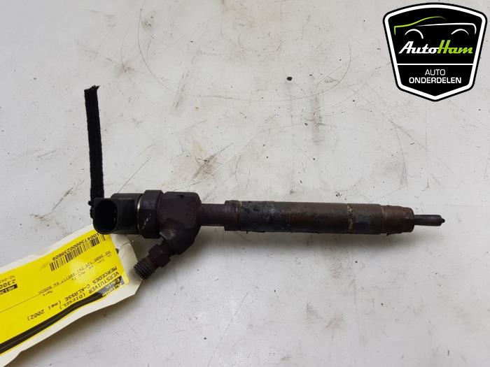 Injector (diesel) Mercedes C Combi 2.7 C-270 CDI 20V - A6130700681 BOSCH