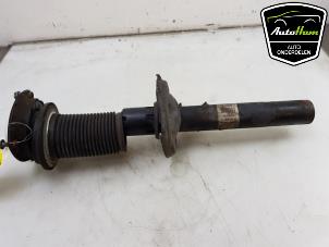 Used Front shock absorber, right Audi A3 Limousine (8VS/8VM) 2.0 TDI 16V Price € 50,00 Margin scheme offered by AutoHam