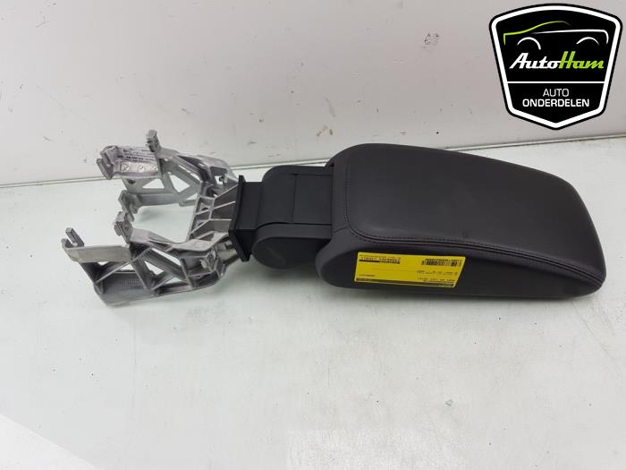 Begagnade Handskfack Audi A3 Limousine (8VS/8VM) 2.0 TDI 16V Pris € 25,00 Marginaltabell erbjuds av AutoHam