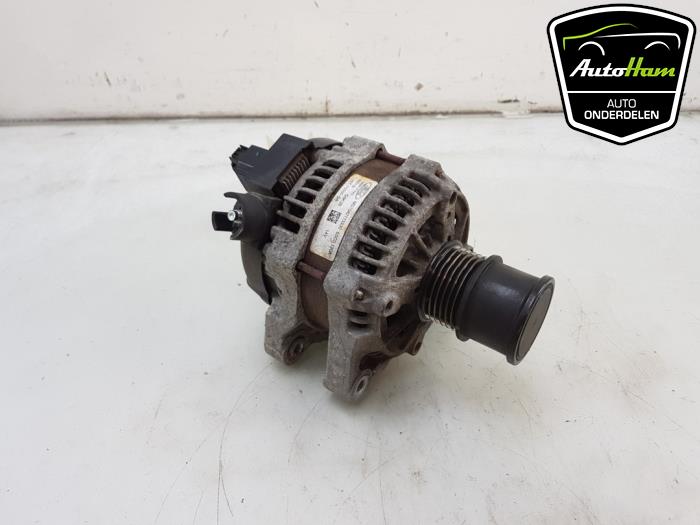 Dynamo van een Ford Focus 3 1.0 Ti-VCT EcoBoost 12V 125 2015