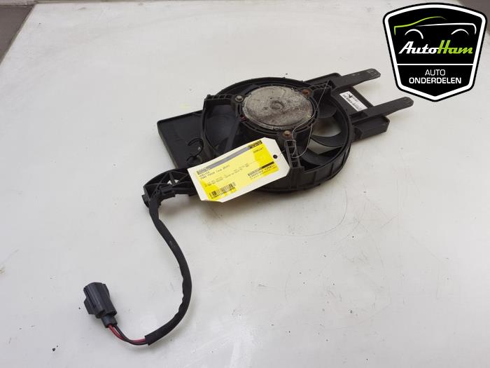 Cooling fans from a Ford Focus 3 1.0 Ti-VCT EcoBoost 12V 125 2015