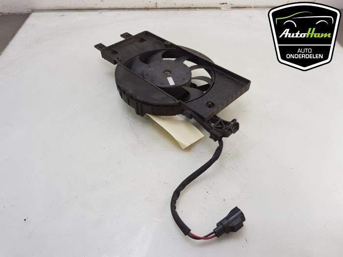 Cooling fans from a Ford Focus 3 1.0 Ti-VCT EcoBoost 12V 125 2015