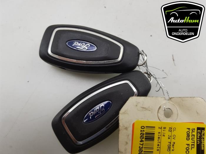 Key from a Ford Focus 3 1.0 Ti-VCT EcoBoost 12V 125 2015