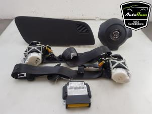 Used Airbag set + module Volkswagen Polo V (6R) 1.2 12V BlueMotion Technology Price on request offered by AutoHam