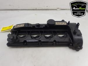 Used Rocker cover Mercedes A (W176) 2.2 A-200 CDI, A-200d 16V Price € 60,00 Margin scheme offered by AutoHam