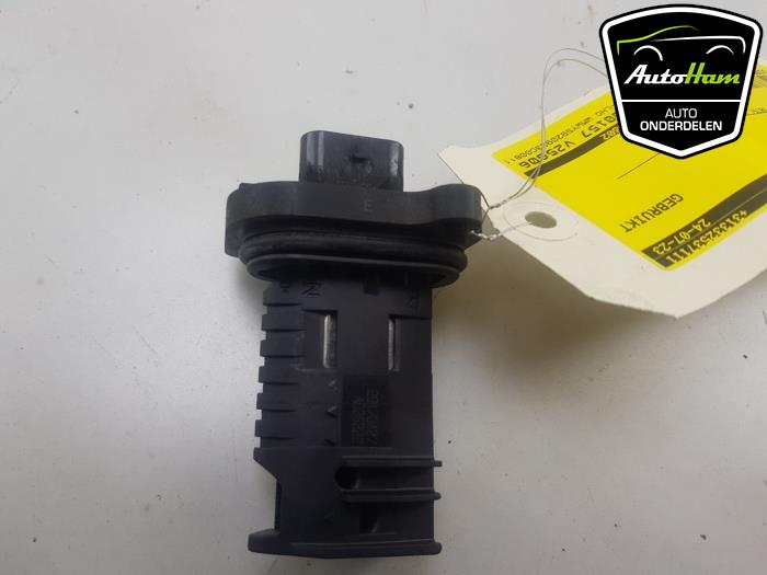 Airflow meter from a MINI Countryman (F60) 2.0 16V Cooper S 2017
