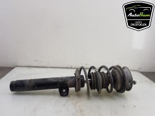 Used Fronts shock absorber, left BMW X1 (E84) sDrive 18i 2.0 16V Price € 75,00 Margin scheme offered by AutoHam