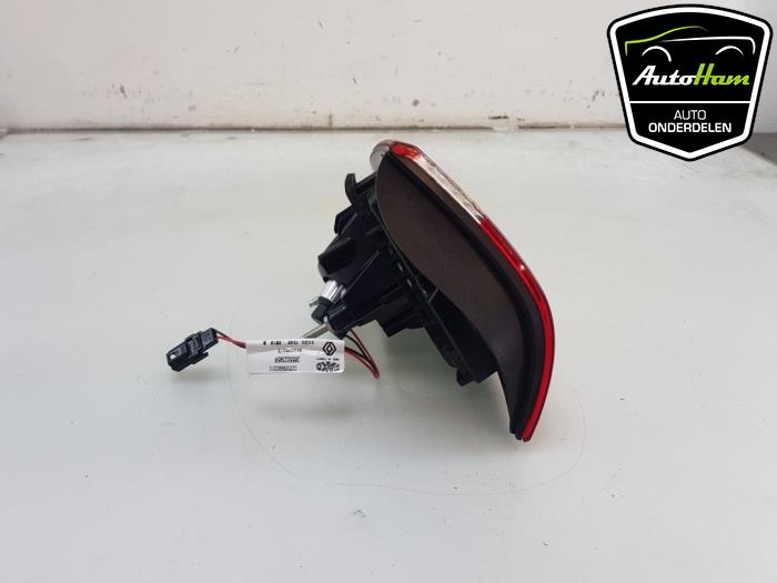 Taillight, right from a Renault Clio IV Estate/Grandtour (7R) 0.9 Energy TCE 90 12V 2020