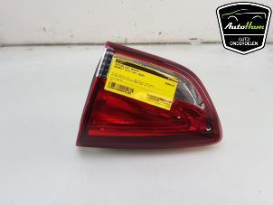 Used Taillight, right Renault Clio IV Estate/Grandtour (7R) 0.9 Energy TCE 90 12V Price € 25,00 Margin scheme offered by AutoHam