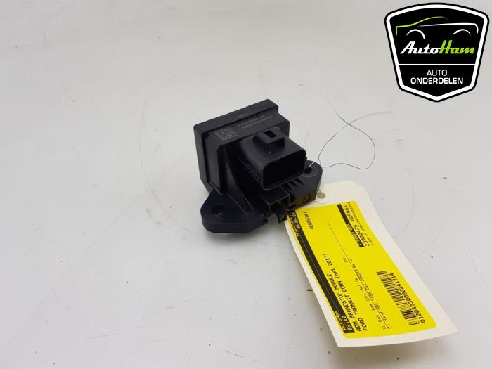 Usagé Module pompe carburant Ford Transit Connect (PJ2) 1.5 TDCi ECOnetic Prix € 15,00 Règlement à la marge proposé par AutoHam