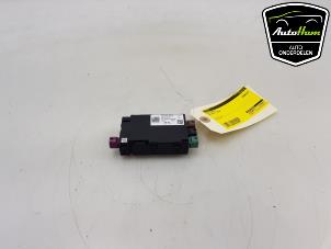 Usagé Module USB Volkswagen Polo VI (AW1) 1.0 MPi 12V Prix € 35,00 Règlement à la marge proposé par AutoHam