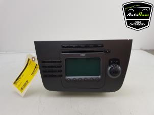 Usagé Radio/Lecteur CD Seat Altea XL (5P5) 1.4 TSI 16V Prix € 75,00 Règlement à la marge proposé par AutoHam