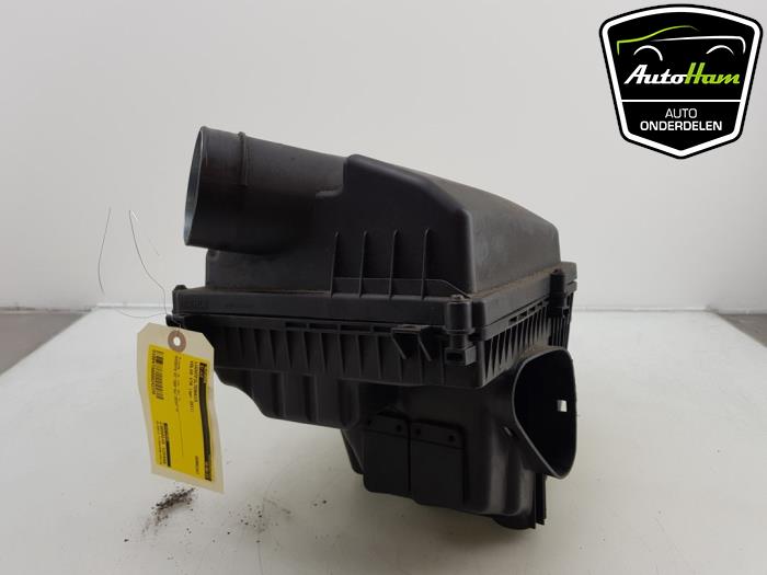 Air box from a Volvo V70 (BW) 2.0 T 16V 2011