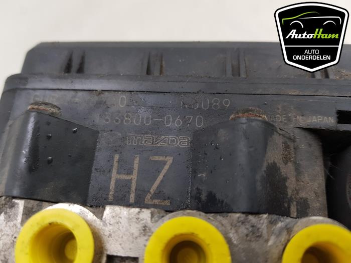 ABS pump from a Mazda 6 (GJ/GH/GL) 2.2 SkyActiv-D 150 16V 2015