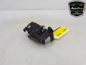 Used Bonnet lock mechanism Mini Mini (F55) 1.5 12V Cooper Price € 20,00 Margin scheme offered by AutoHam
