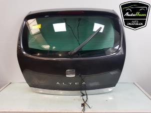 Used Tailgate Seat Altea (5P1) 1.9 TDI Price € 100,00 Margin scheme offered by AutoHam