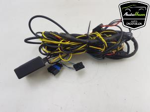 Used Towbar wiring kit Dacia Duster (HS) 1.2 TCE 16V Price € 75,00 Margin scheme offered by AutoHam