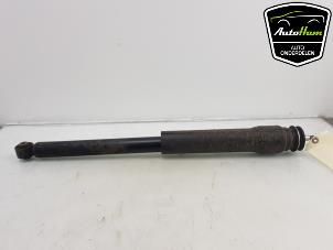 Used Rear shock absorber, right Toyota Yaris IV (P21/PA1/PH1) 1.5 12V Hybrid 115 Price € 30,00 Margin scheme offered by AutoHam