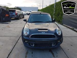 Used Front bumper Mini Mini Open (R57) 1.6 16V Cooper S Price on request offered by AutoHam