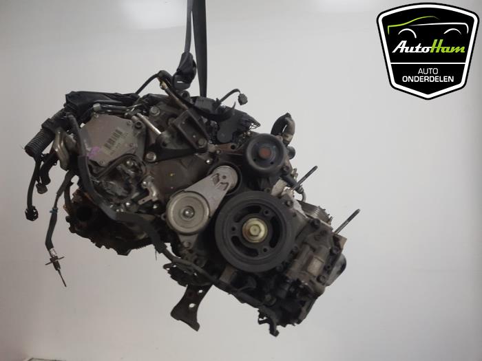 Engine from a Toyota Yaris III (P13) 1.4 D-4D-F 2016