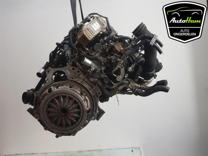 Engine from a Toyota Yaris III (P13) 1.4 D-4D-F 2016