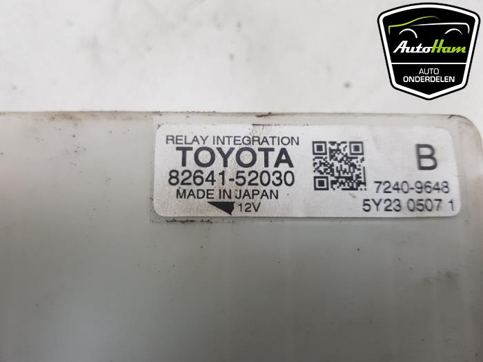 Relais d'un Toyota Yaris III (P13) 1.4 D-4D-F 2016