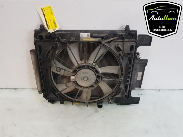 Cooling set from a Toyota Yaris III (P13) 1.4 D-4D-F 2016