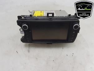 Used Radio Toyota Yaris III (P13) 1.4 D-4D-F Price on request offered by AutoHam