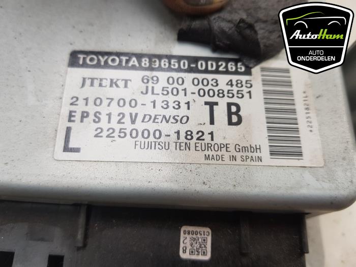 Ordinateur direction assistée d'un Toyota Yaris III (P13) 1.4 D-4D-F 2016