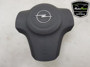 Usagé Airbag gauche (volant) Opel Corsa D 1.4 16V Twinport Prix € 75,00 Règlement à la marge proposé par AutoHam