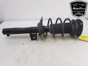 Used Front shock absorber, right Volkswagen Golf VII Variant (AUVV) 1.2 TSI 16V BlueMOTION Price € 85,00 Margin scheme offered by AutoHam