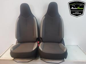 Used Set of upholstery (complete) Toyota Aygo (B40) 1.0 12V VVT-i Price € 400,00 Margin scheme offered by AutoHam