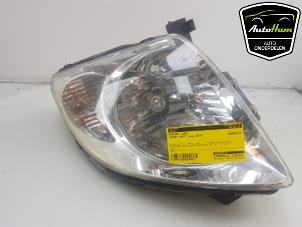 Used Headlight, left Suzuki Swift (ZA/ZC/ZD1/2/3/9) 1.3 VVT 16V Price € 75,00 Margin scheme offered by AutoHam
