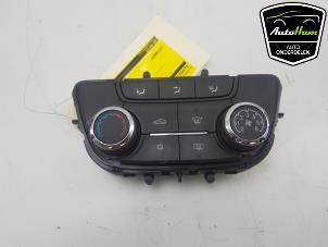 Begagnade Värmekontrollpanel Opel Zafira Tourer (P12) 2.0 CDTI 16V 130 Ecotec Pris € 50,00 Marginaltabell erbjuds av AutoHam