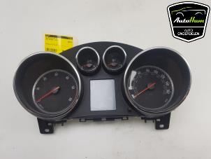 Used Instrument panel Opel Zafira Tourer (P12) 2.0 CDTI 16V 130 Ecotec Price € 50,00 Margin scheme offered by AutoHam